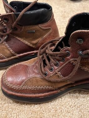 brown leather Josef Seibel